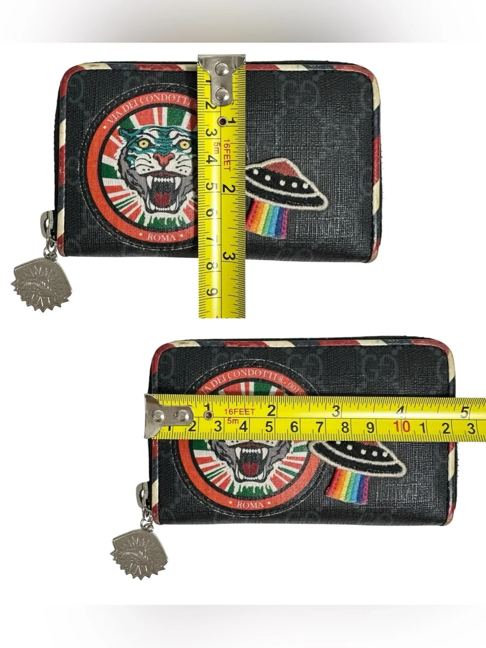 Gucci Night Courrier GG Supreme Canvas & Leather Tiger Zip Around Card Holder